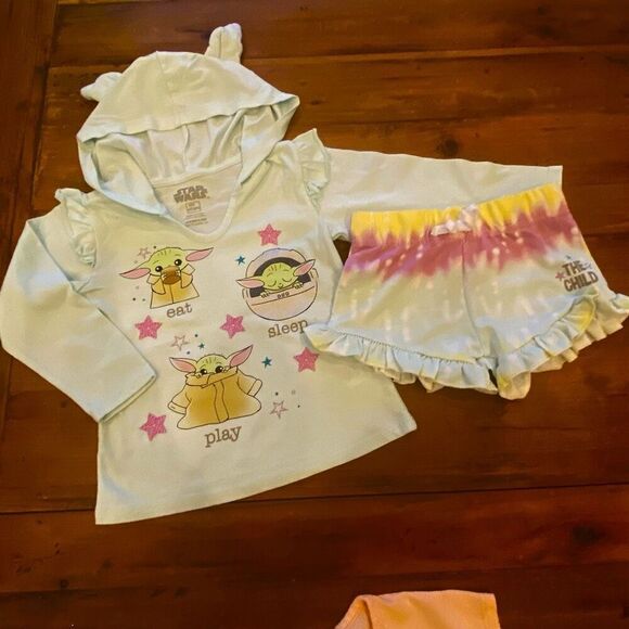 Star Wars The Child Bundle 3 Piece Long Sleeve Hoodie w shorts 4T Short Sleeve T - Picture 3 of 16